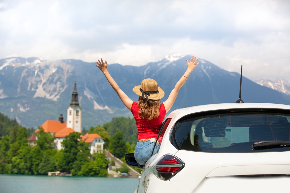 Mit dem Auto nach Slowenien: Reisetipps, Mautgebühren und Co.